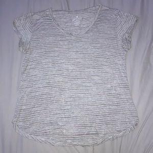 American Eagle V-Neck T-shirt